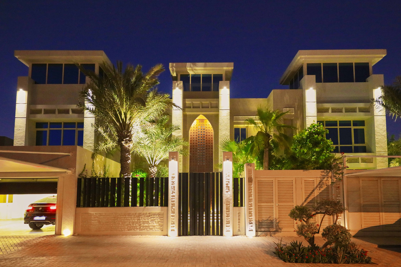 Luxurious Villa